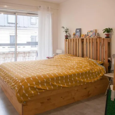 Bright And Cosy 56 M With Balcony In Paris 公寓