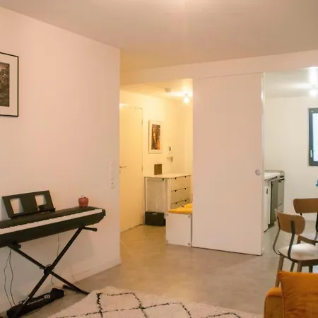 Bright And Cosy 56 M With Balcony In Paris 公寓 *